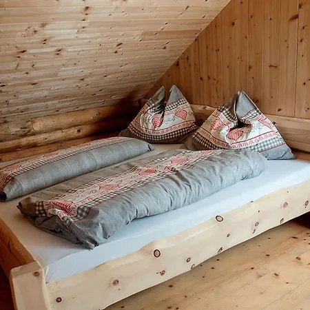 Hueblerhuette * Lading